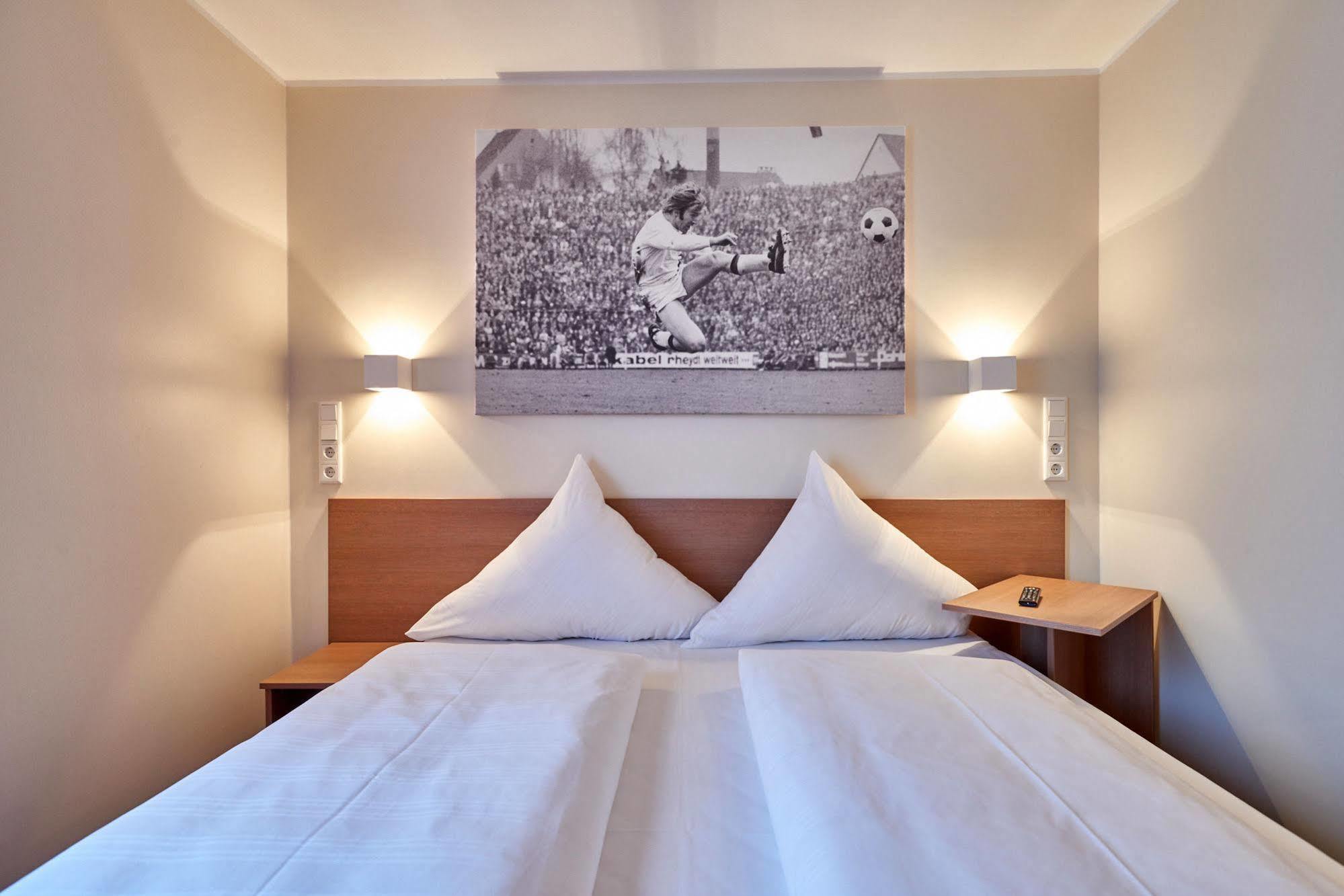 Mcdreams Hotel Moenchengladbach Екстер'єр фото